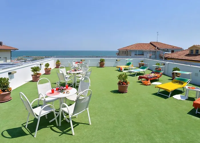 Ciondolo D'oro 5 Minuti Da Fiera Con Parcheggio Incluso 3*