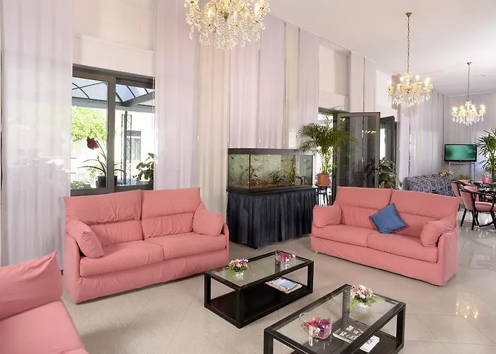 Hotel Ciondolo D'oro 5 Minuti Da Fiera Con Parcheggio Incluso