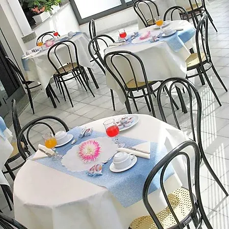 Ciondolo D'oro Parcheggio Gratis 3*