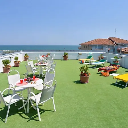 Ciondolo D'oro Parcheggio Gratis 3*