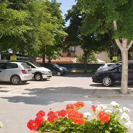 Ciondolo D'oro Parcheggio Gratis Hotel