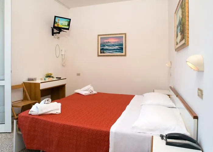 Hotel Ciondolo D'Oro A 5 Minuti Da Rimini Fiera - Parcheggio Gratuito 3*