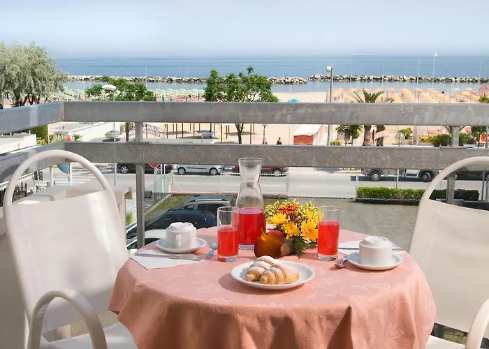Hotel Ciondolo D'Oro A 5 Minuti Da Rimini Fiera - Parcheggio Gratuito Hotel