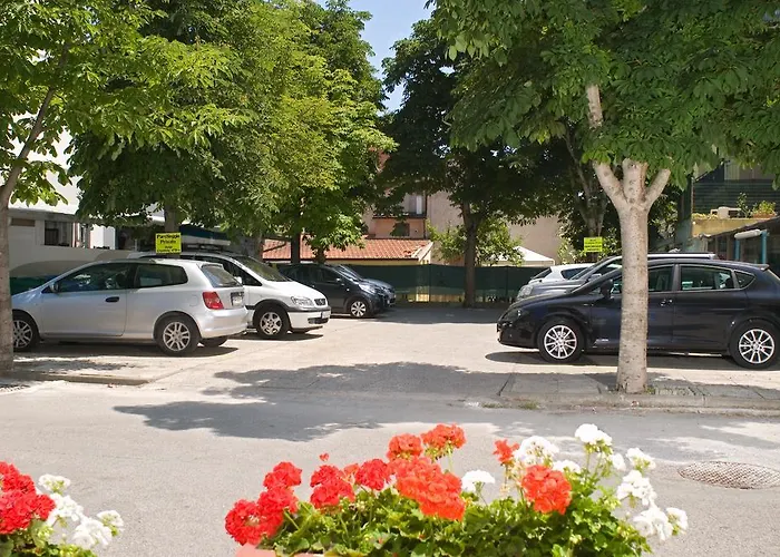 Ciondolo D'oro 5 Minuti Da Fiera Con Parcheggio Incluso 酒店