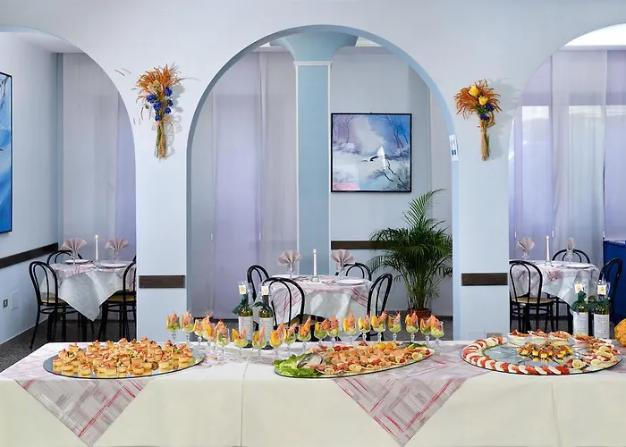 Ciondolo D'oro 5 Minuti Da Fiera Con Parcheggio Incluso Rímini