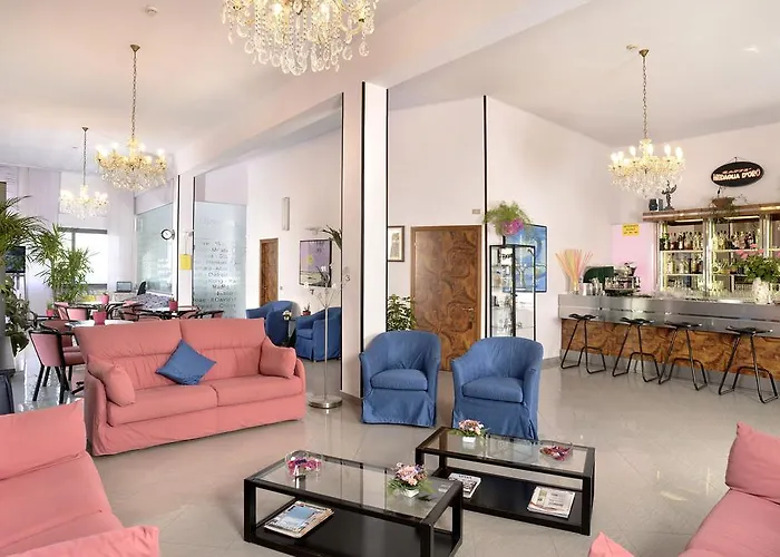 Ciondolo D'oro 3* Римини