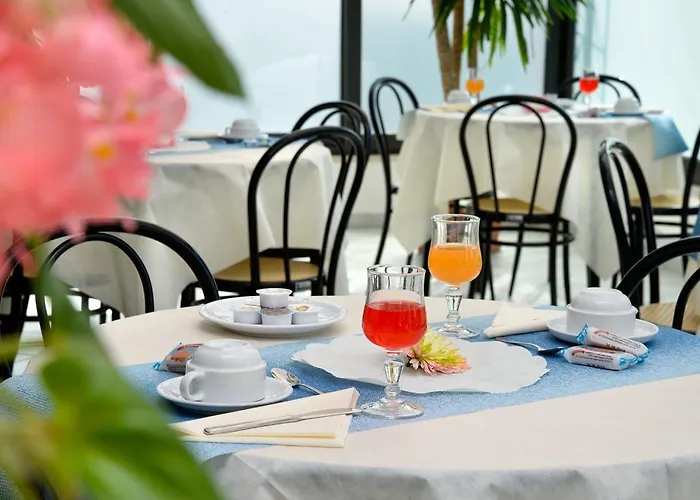 Ciondolo D'oro 5 Minuti Da Fiera Con Parcheggio Incluso 3*